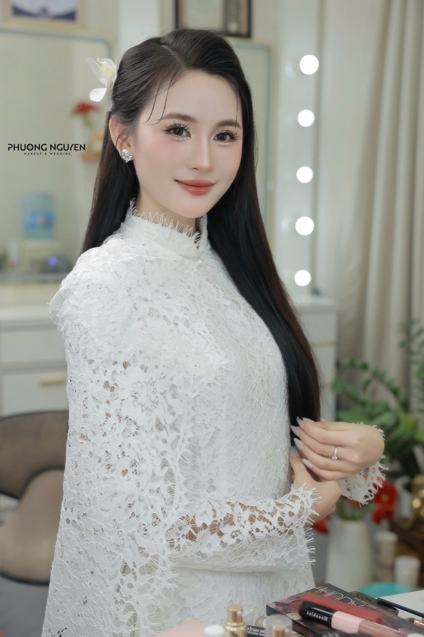 Áo dài cưới trắng tinh khôi